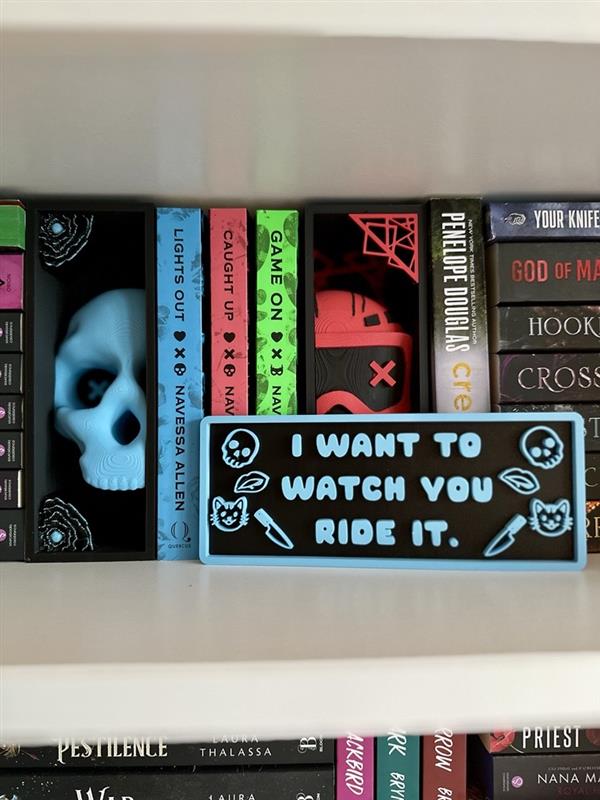 Road Plaque